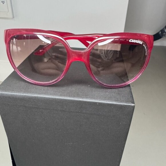 Pink Carrera Ray-Ban Sunglasses – Chic & Sporty Look - Picture 3 of 11